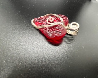 Wire Wrapped Cabochon Pendant. Beautiful Red Patterned Glass Heart. Silver Wire. Stunning Neclace Focal Pendant. "In the Shape of a Heart"