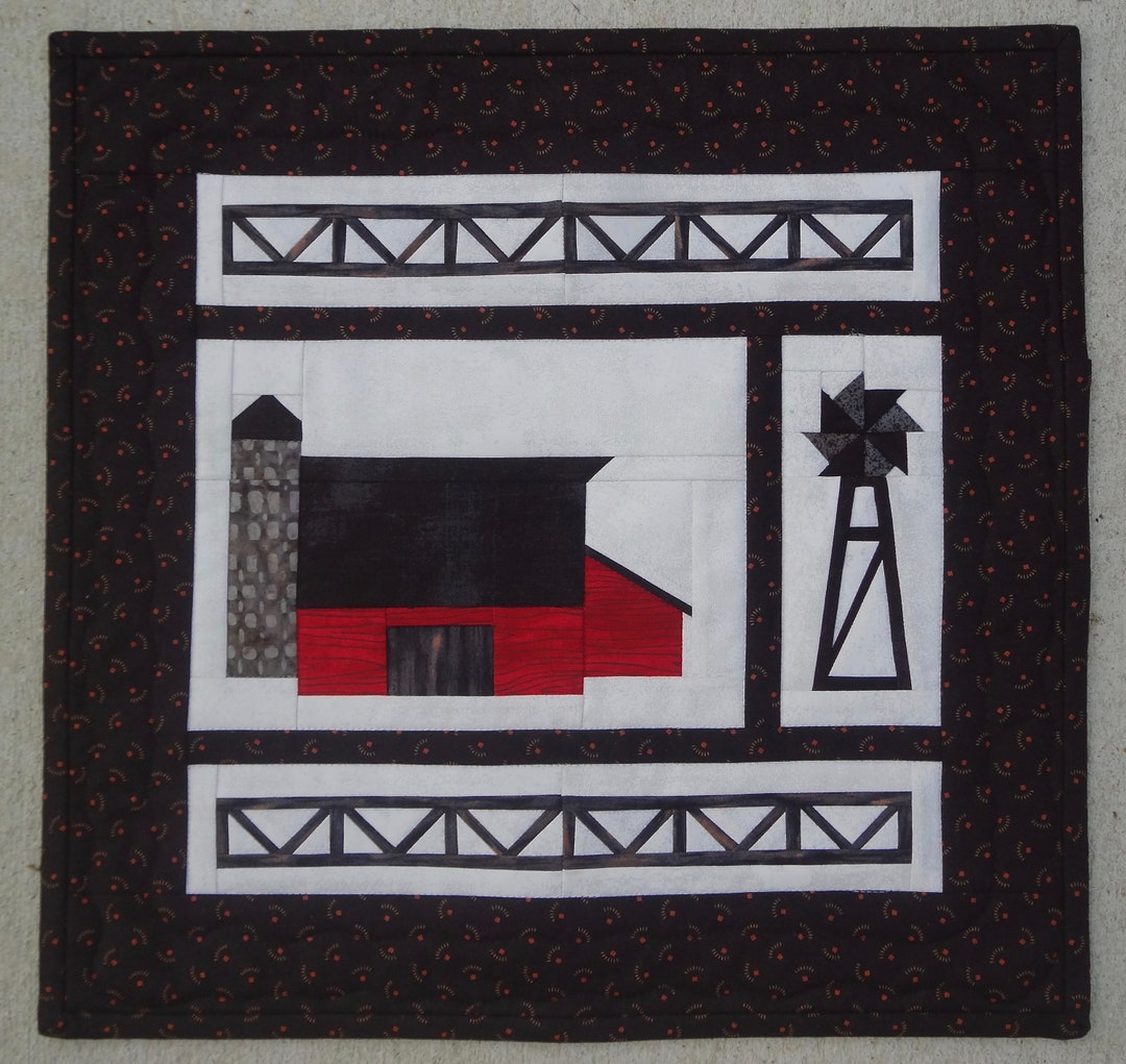 Barn Wall Hanging / Barn Quilt / Farmhouse Art / Barn Art / Farm Quilt