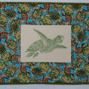 Sea Turtle Wall Hanging / Sea Turtle Quilt / Sea Turtle Wall Art