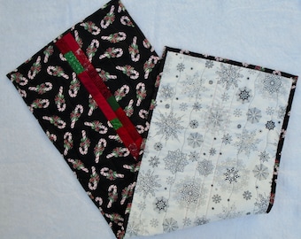 Candy Cane Table Runner / Christmas Table Runner / Black and Red Table Runner / Candy Cane Table Linens / Christmas Table Topper