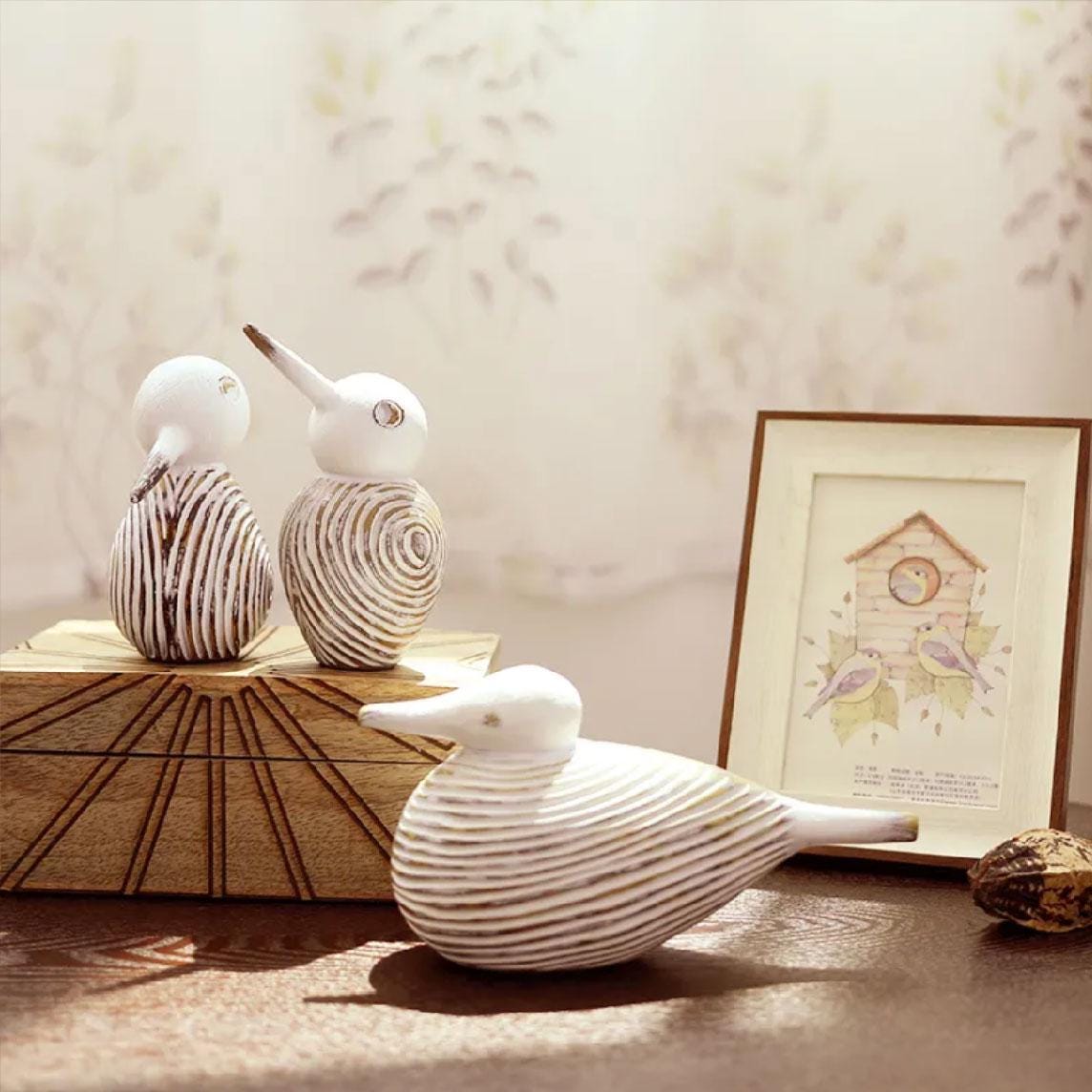 天然素材‥白材置物 ホワイト樹脂製キツツキ装飾セット 素朴な農家の鳥の置物 棚や机用