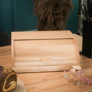 Wooden Bread Box with Roll Top Lid Rustic Bread Bin Organizer for Kitchen Countertop, Farmhouse Style Bread Storage Container for Mom
