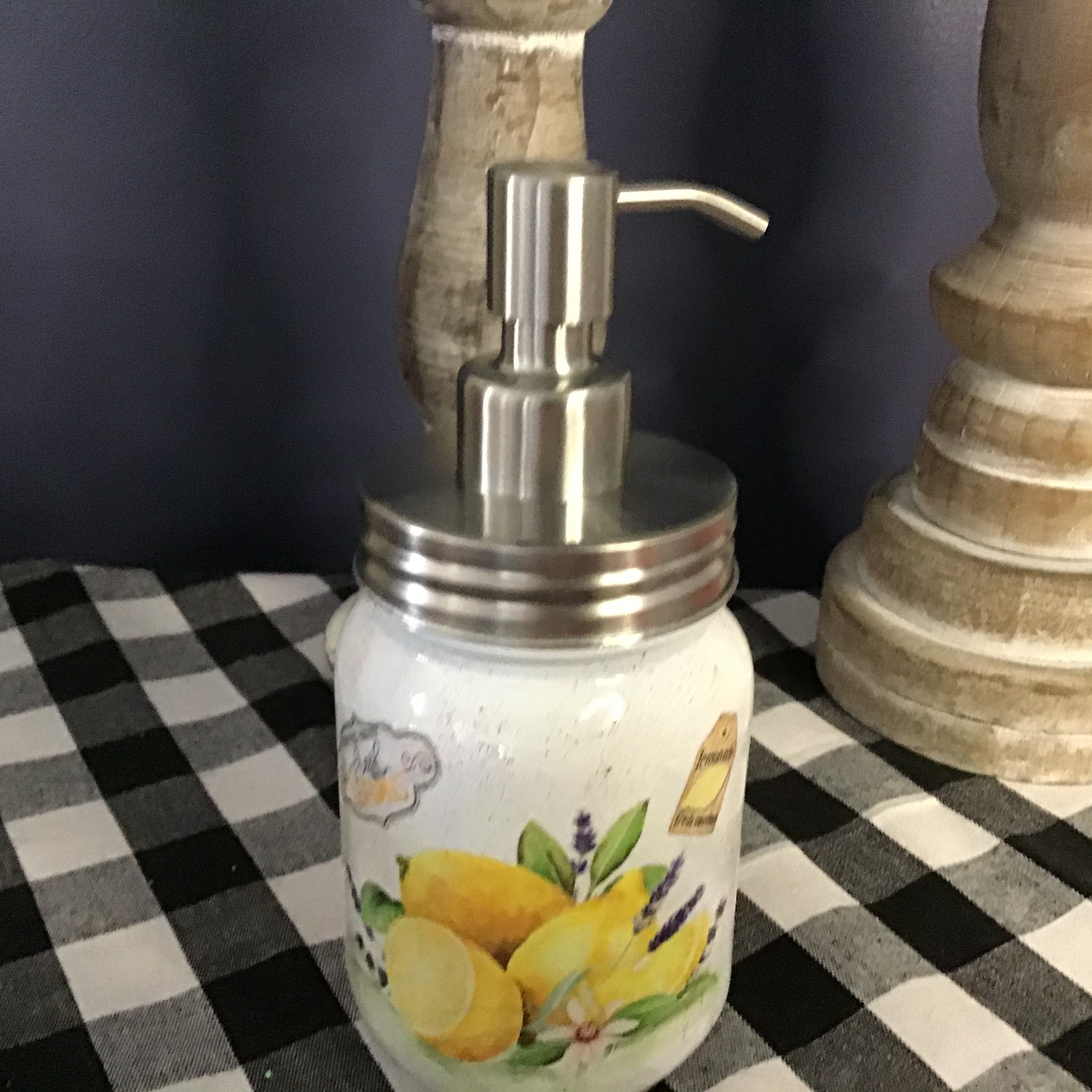 Soap dispenser with lemons Lemmon kitchen decor soap pump Etsy