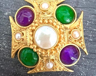 Ann Taylor Vintage Maltese Cross Brooch - Gold Tone Statement Pin with Faux Pearls & Red/Green Resin Cabochons, Retro Designer 1980's