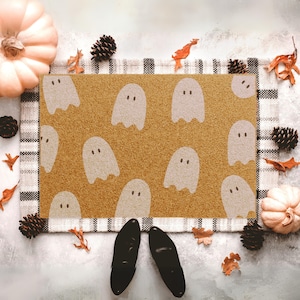 Cute Flying Ghosts Doormat, Halloween Entryway Decor, Ghost Welcome Mat, Fall Welcome Mat, Coir Doormat, Outdoor Mat, Halloween Doormat