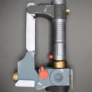Ezra Bridgers Lightsaber Blaster from Star Wars Rebels image 2