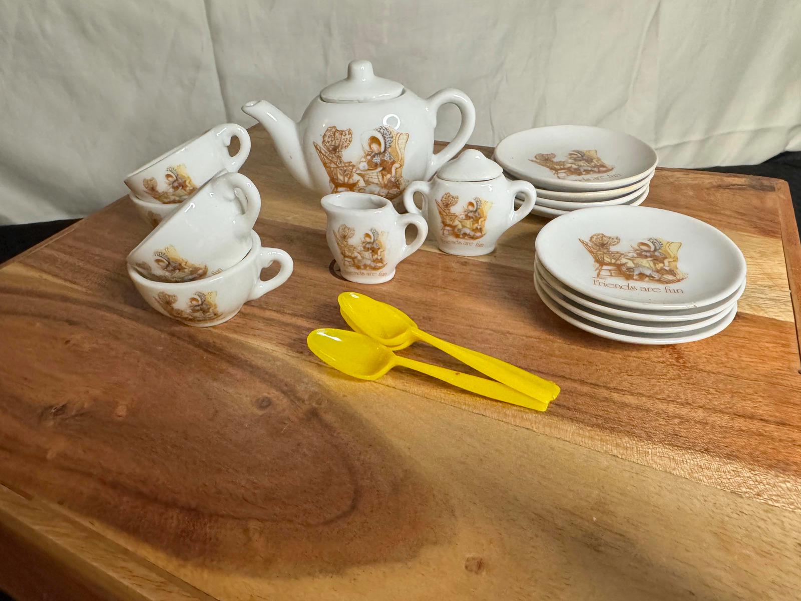 Holly Hobbie Mini Tea Set - Vintage 1970s Porcelain, Made in Japan