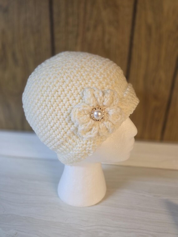 Handmade Crochet Slouchy Hat: Ivory Cream Boho Flower Beanie  display picture 2