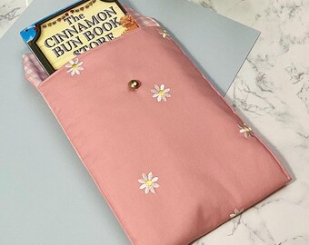 Embroidered Daisy iPad Mini Sleeve: Pink Kindle Book Pouch