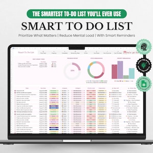 Peut inclure: Un ordinateur portable affiche une interface "Smart To Do List". L'écran présente une liste de tâches détaillée avec des rapports de progression et des niveaux de priorité. Le texte "The Smartest To-Do List You'll Ever Use" est en haut.