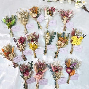 Mini torkad blombukett, brudtärnefrieri, rustik bröllopsinredning, brudfest, inflyttningspresenter