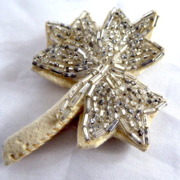 Vintage Hand Beaded 1920s Canadian Maple Leaf Appliqué / Finding / Trim / Bauble / Embellishment / Craftwork / Bridal / Wedding