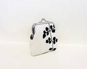 Mini Metal Snap Pouch Coin Purse Small Pouch Floating Leaves in  Black