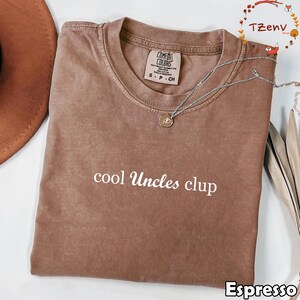 Comfort Colors®Cool Uncle Club Shirt-Perfect Gift for New Uncles, Pregnancy Announcements, Father&#39;s Day-Quality Unisex Tee for Trendy Uncles