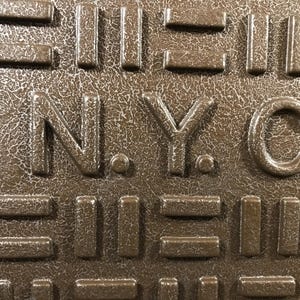 WD9. 24&quot; Diameter Replica New York City Sewer Manhole Cover Wall Decor | Big Apple Sewer Manhole Cover Wall Art.  Iconic Big Apple Memento