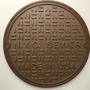 WD23. 24&quot; Replica New York Sewer Manhole Cover Wall Decor | Manhole Cover Wall Art Iconic Big Apple Memento