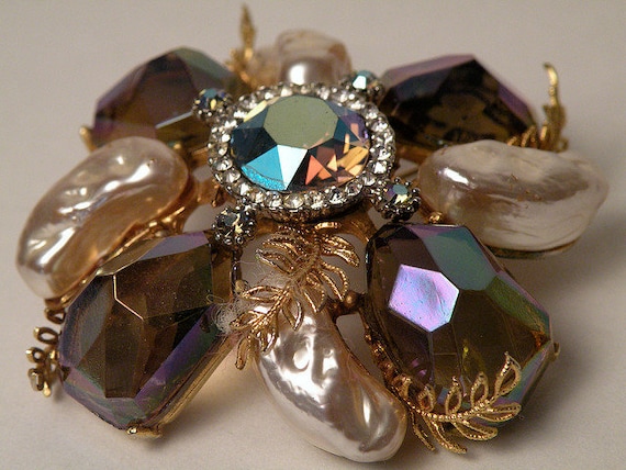 Brooch and Earring Set from HAR Jewelry Vintage 19