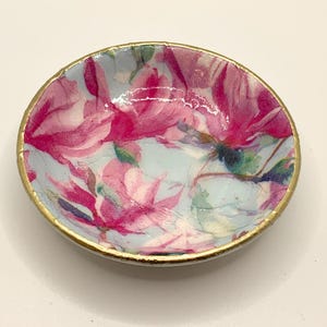 Magnolia Jewelry Dish, Ceramic Trinket Dish, Timeless Floral Jewelry Dish,  Engagement Ring Dish, Jewelry Handcrafted Decoupage Gift