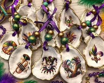 Fleur de lis Oyster Shell Ornaments, Handcrafted Mardi Gras Ornament, Lobster, New Orleans Louisiana, Mobile Alabama