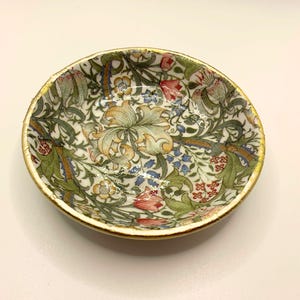 Botanical Jewelry Dish, Ceramic Trinket Dish, Timeless Floral Jewelry Dish,  Engagement Ring Dish, Jewelry Holder Handcrafted Decoupage Gift