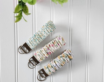 Floral Scrunchie Wristlet Keychain: Stretchy Key Fob