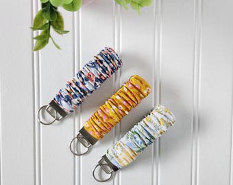Floral Scrunchie Wristlet Keychain: Stretchy Fabric Key Fob