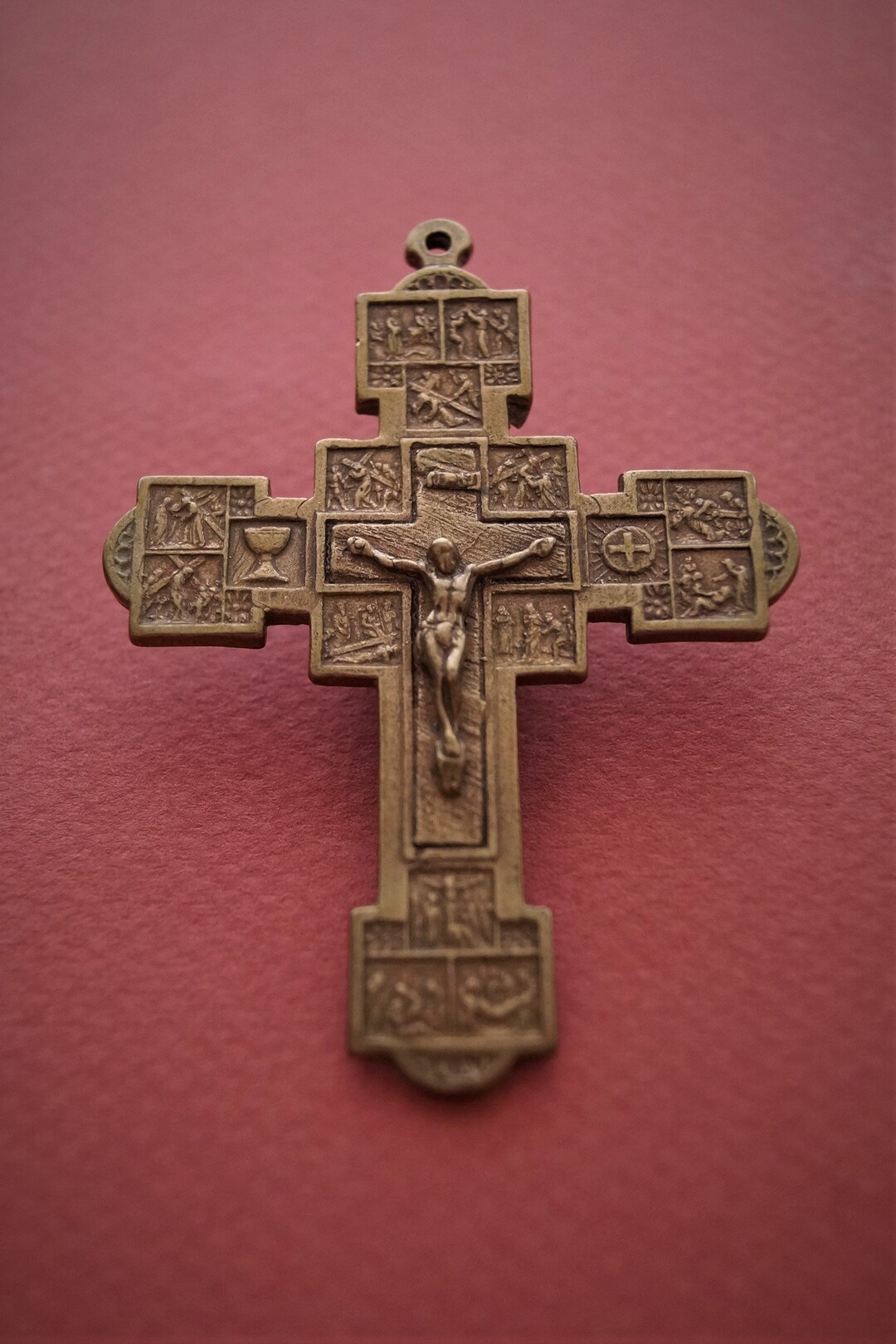 Stations of the Cross Jesus Christ Cross . Bronze Cross Beautiful Cross