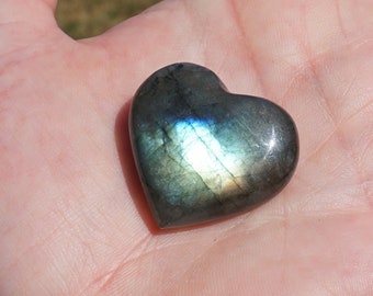 Labradorite Heart Stone ~ ONE Small Polished Labradorite Heart // Approximately 1 Inch // Nature Gift Heart Crystal ~ Good Luck Stone