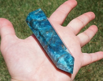 Apatite #5 ~ Blue Apatite Stone Wand // Crystal Tower // 3.5" x 1" x 7/8" // 3.8 Ounce // Calming Healing Stone // Polished Stone