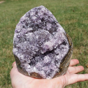 Amethyst 27 Lavender Uruguayan Natural Amethyst Geode with Cut Base for Display 1 Pound 11.5 Ounces 4.6 x 3.4 x 3 image 2