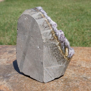 Amethyst 27 Lavender Uruguayan Natural Amethyst Geode with Cut Base for Display 1 Pound 11.5 Ounces 4.6 x 3.4 x 3 image 5