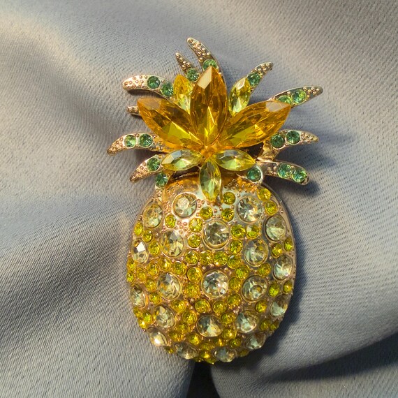 Pineapple Brooch Rhinestone Statement Pin Gold To… - image 1