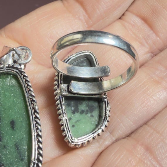 Ruby Zoisite Pendant and Ring Set Green Pink Ston… - image 11