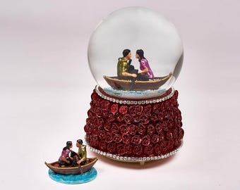 Musical Boat Snow Globe: Love Couple Figurine, Anniversary Keepsake