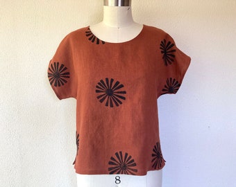 Sunburst block printed linen tee- Rust