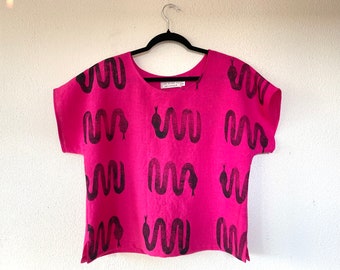 Snake print linen tee- magenta