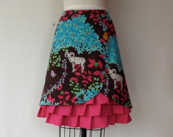 Enchanted Forest ruffle front skirt Sz 8