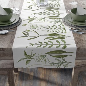 White Botanical Table Runner – Greenery Table Decor – Cottagecore Foliage Runner – Modern Farmhouse Style – Nature-Inspired Spring Decor