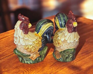 BestGiftEver Holstein - Porta Sale E Pepe A Forma Di Mucca, Set Spezie Rustico Per Cucina Country, Regalo Per Amanti Della Fattoria