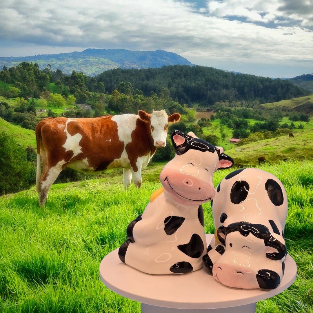 BestGiftEver Holstein - Porta Sale E Pepe A Forma Di Mucca, Set Spezie Rustico Per Cucina Country, Regalo Per Amanti Della Fattoria