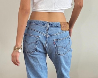 Vintage 90s Levis 501 Faded Boyfriend Button Fly Jeans 31 x 29