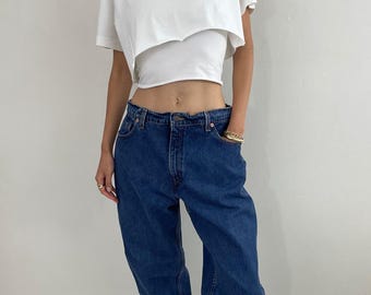Vintage 80s Levis High Waisted Medium Wash Jeans  USA 32x32