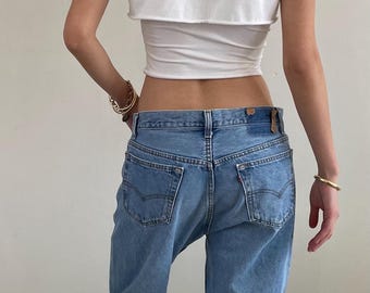 Vintage 80s Levi's 501 Tall Button Fly Faded Boyfriend Jeans USA 32x34