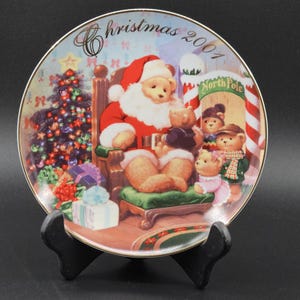 Charming Vintage Avon Santa Claus Christmas Plate - Festive Holiday Decor