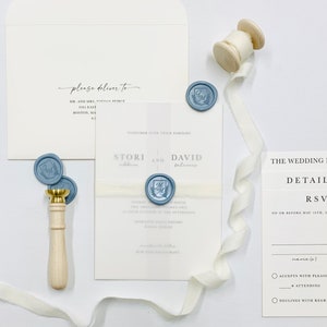 Hochzeitseinladung in Blau und Elfenbein