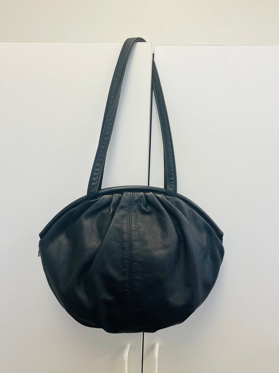 Black Leather SMOKE VALLEY Clamshell Shoulder Bag - image 8