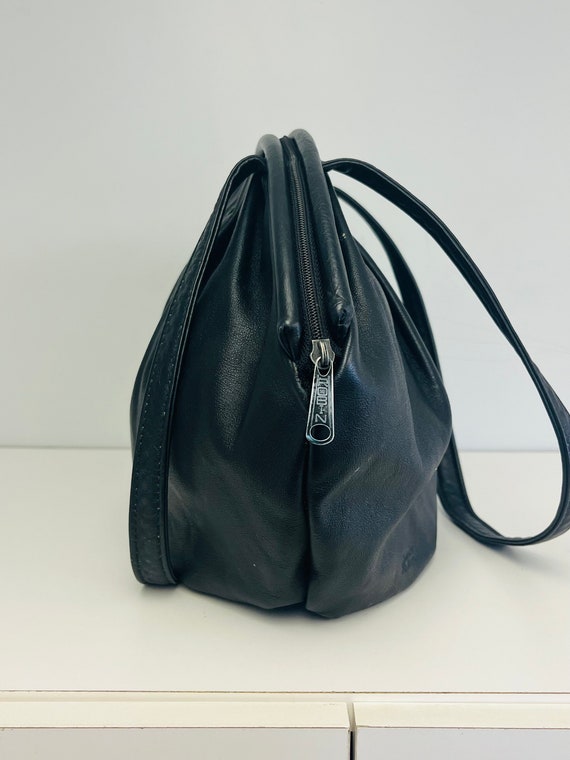 Black Leather SMOKE VALLEY Clamshell Shoulder Bag - image 5