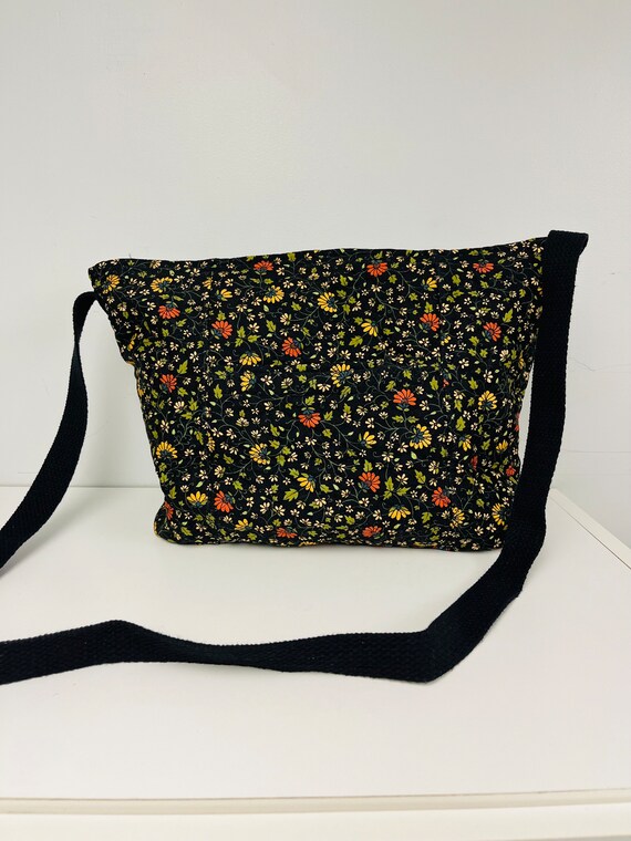 Quilted Floral Cotton Shoulder Bag - image 5