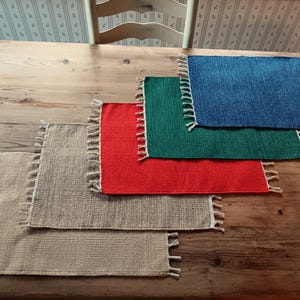 Set of 4, Handmade, Handwoven, 13&quot;x18&quot; Washable Tone on Tone, Textured Flatweave, Combed 2-Ply Cotton Placemats with Tassels