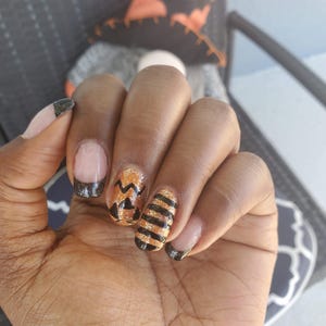 Halloween Press-On Nails, Glitter Pumpkin Nail Art, Black French Tips, hand painted jack o lantern, orange fall nail design, Spooky Nails